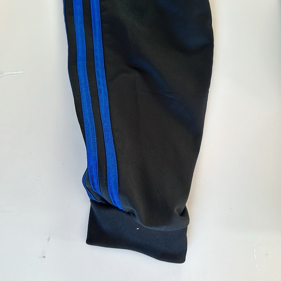 ADIDAS  like new zip front track suit (jacket and pants) - Picture 8 of 14